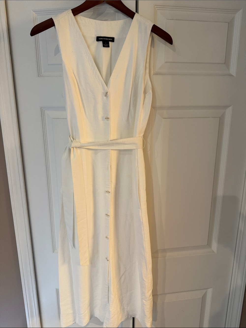 Something Navy White Sleeveless V-Neck Button-Front Midi Dress